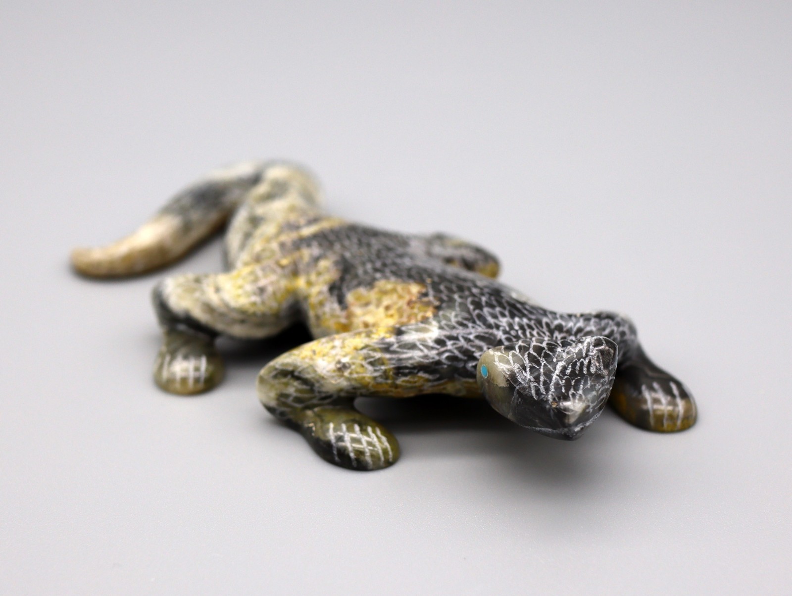 Nelson Yatsattie Large Scaly Serpentine Zuni Lizard Fetish Nelson Yatsattie Large Scaly Serpentine Zuni Lizard Fetish