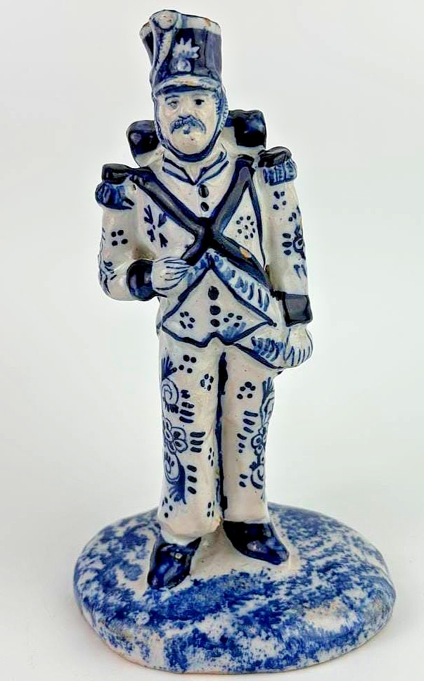 Antique Dutch Delftware Soldier Figure De Porceleyne Claeuw 18th C Claw Mark Antique Dutch Delftware Soldier Figure De Porceleyne Claeuw 18th C Claw Mark