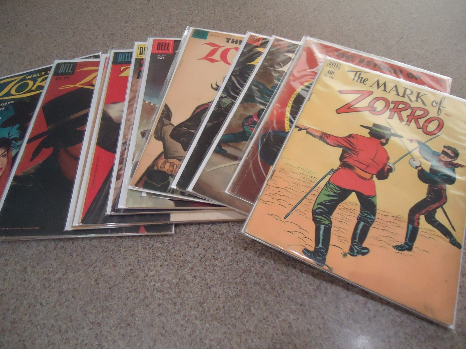 ZORRO THE COMPLETE DELL SERIES 228-1037 TOTAL OF 14 BOOKS ZORRO THE COMPLETE DELL SERIES 228-1037 TOTAL OF 14 BOOKS