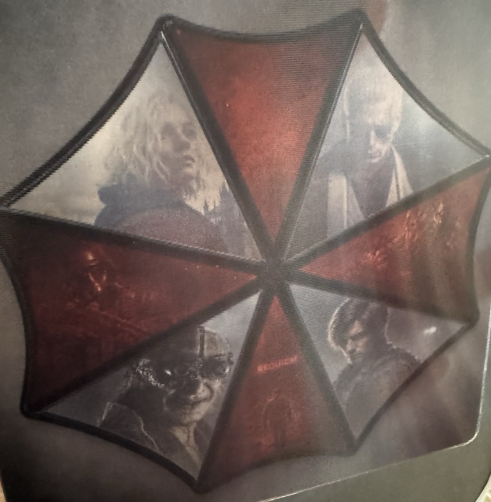 2-in-1 Tilt Activated 5x5 Resident Evil Requiem Umbrella Corporation Logo Print 2-in-1 Tilt Activated 5x5 Resident Evil Requiem Umbrella Corporation Logo Print