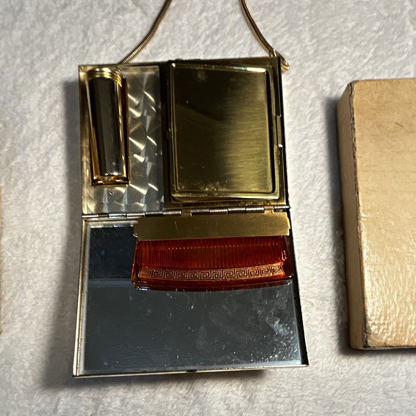 Vtg Niagara Falls Souvenir Compact Purse Carryall Minaudiere Box Comb Unused 50s Vtg Niagara Falls Souvenir Compact Purse Carryall Minaudiere Box Comb Unused 50s