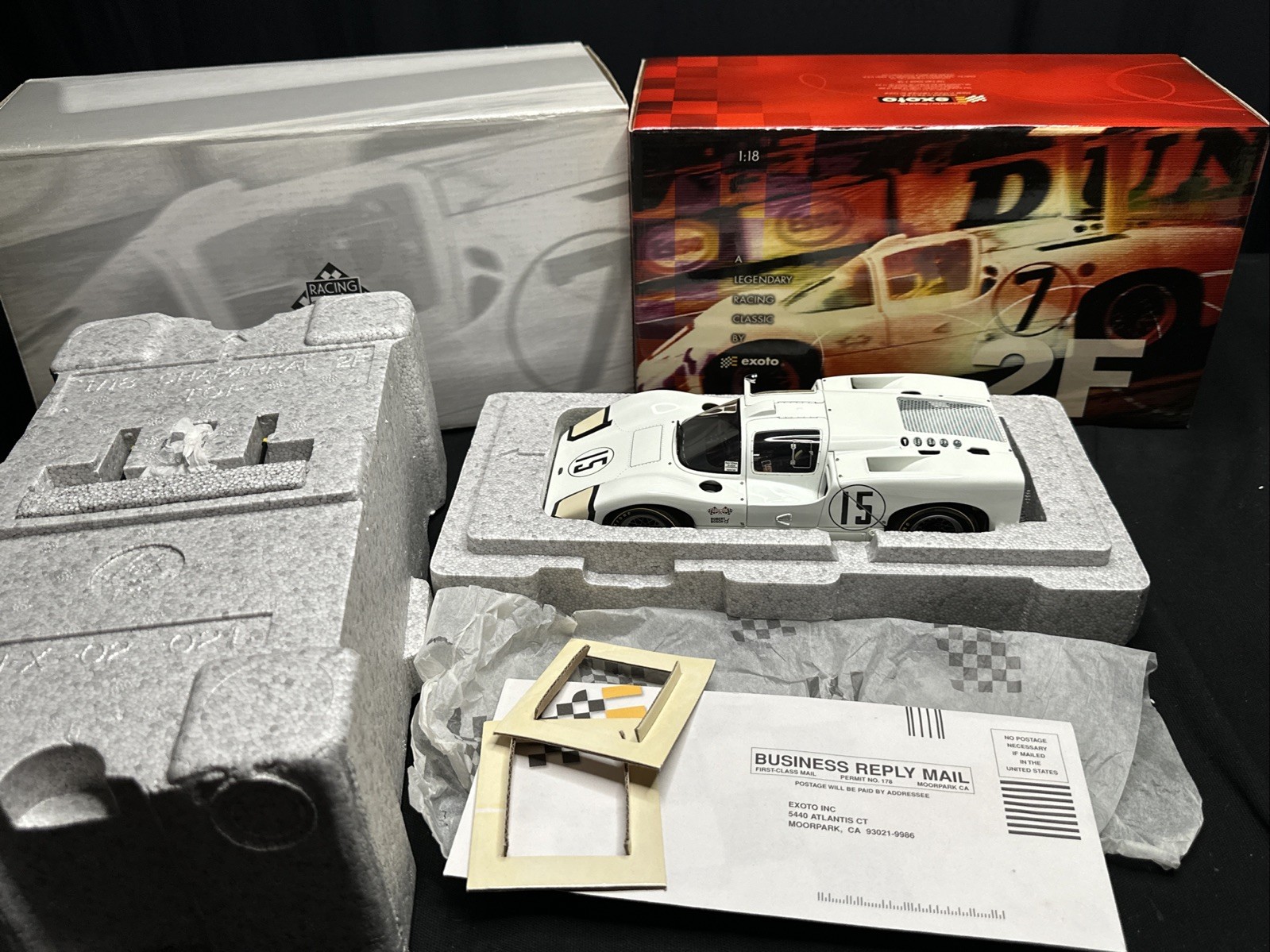 Exoto 1:18 1967 Chaparral 2F #15 White Color