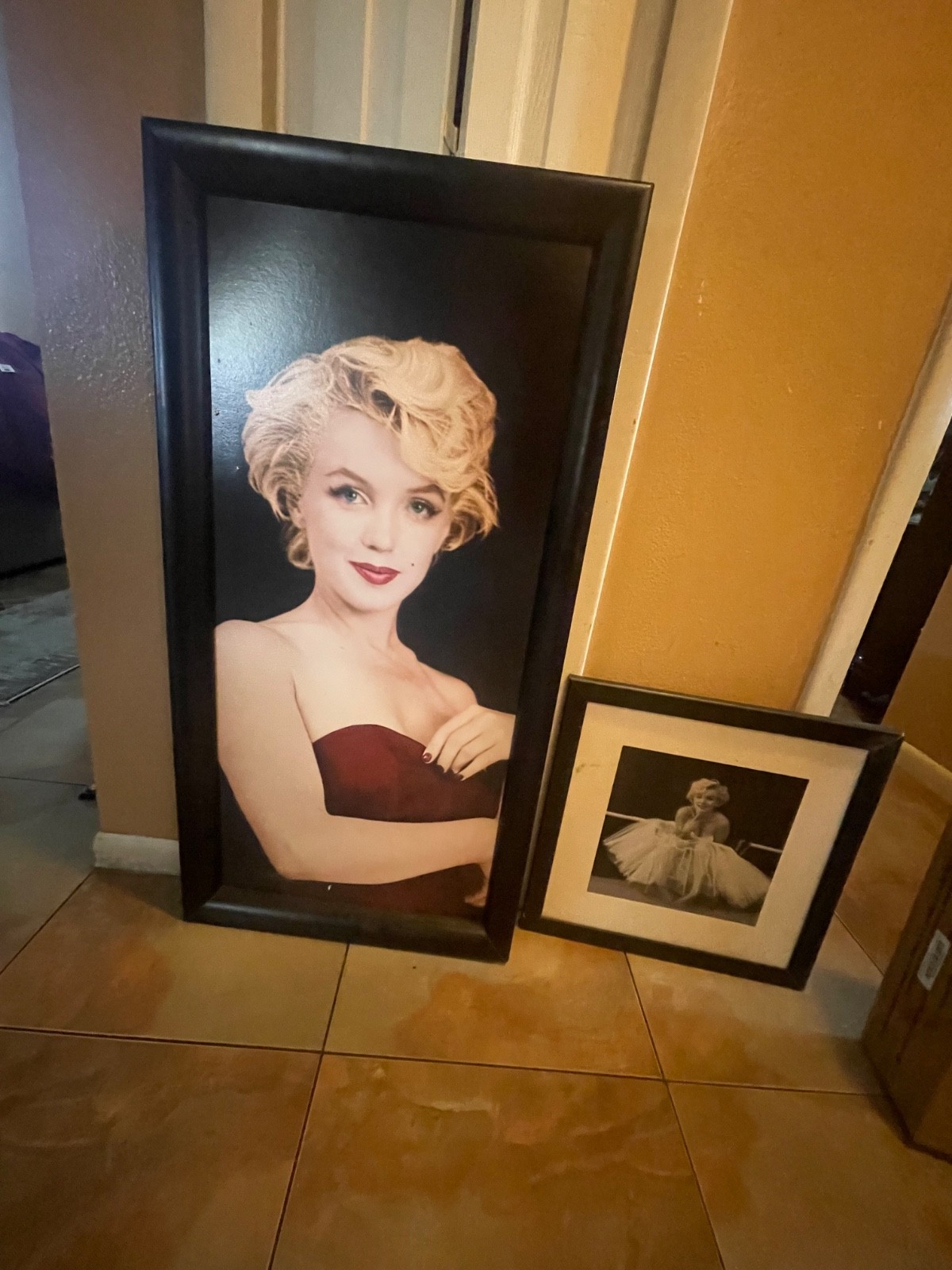 Marilyn Monroe, Hollywood glamour, framed photos, black and white, vintage, set Marilyn Monroe, Hollywood glamour, framed photos, black and white, vintage, set