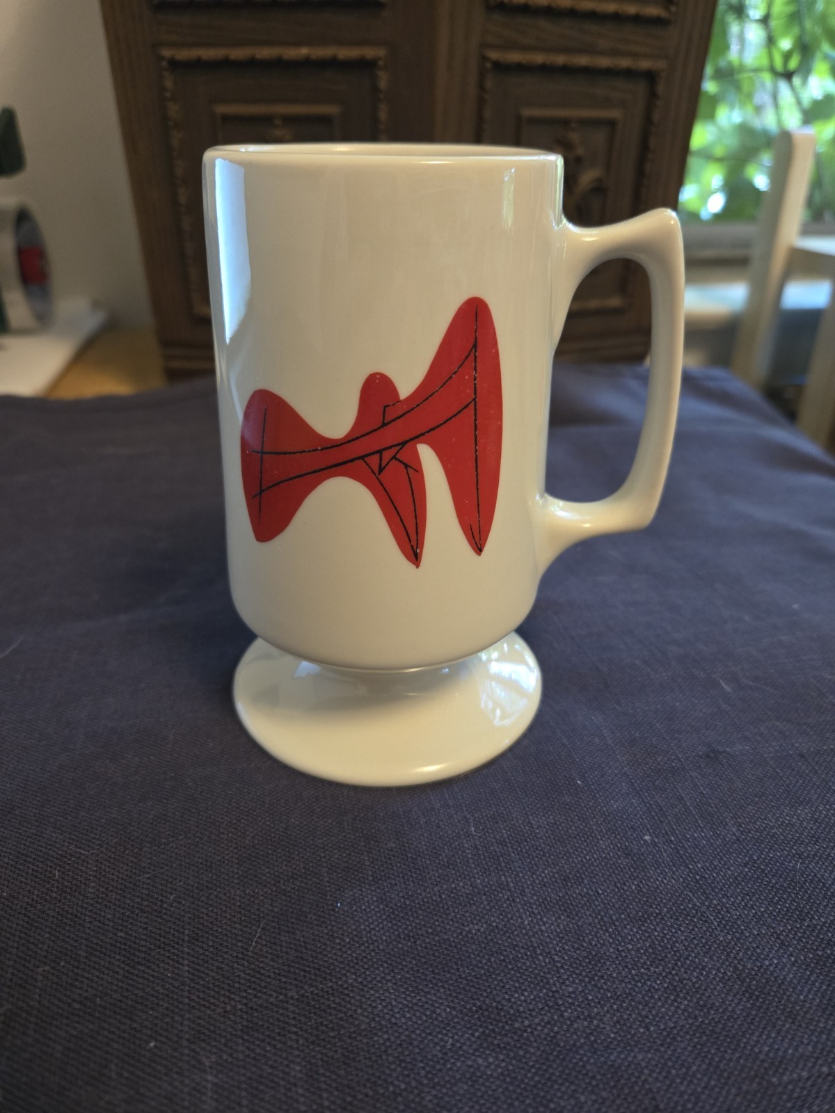 vintage mug Calder La Grande Vitesse Grand Rapids, Michigan mug cup 1970's vintage mug Calder La Grande Vitesse Grand Rapids, Michigan mug cup 1970's
