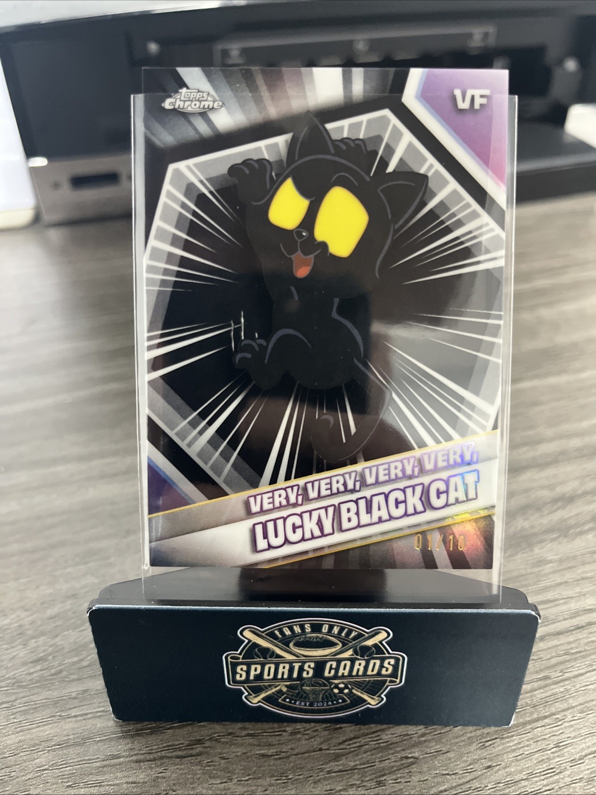 2026 Topps Chrome VeeFriends Very Very Very Very Lucky Black Cat #55 01/10 π 2026 Topps Chrome VeeFriends Very Very Very Very Lucky Black Cat #55 01/10 π
