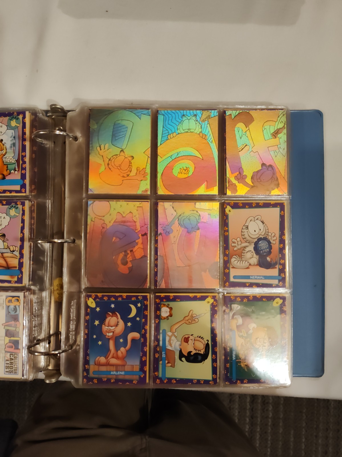 1992 SkyBox Garfield Premier Lot- 4 Complete Sets, 1 Hologram Set, 9 Tattoo Sets 1992 SkyBox Garfield Premier Lot- 4 Complete Sets, 1 Hologram Set, 9 Tattoo Sets