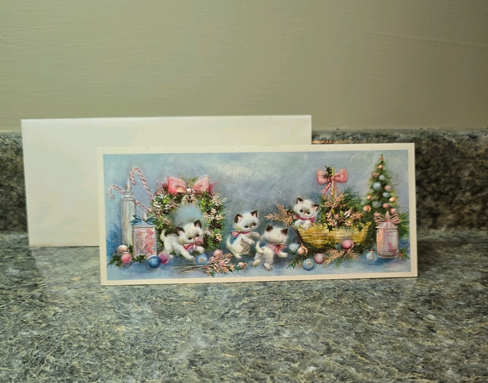 Vtg Unused Hallmark Xmas Greeting Card White Kittens & Pink Bows Silvering 7¾ Vtg Unused Hallmark Xmas Greeting Card White Kittens & Pink Bows Silvering 7¾