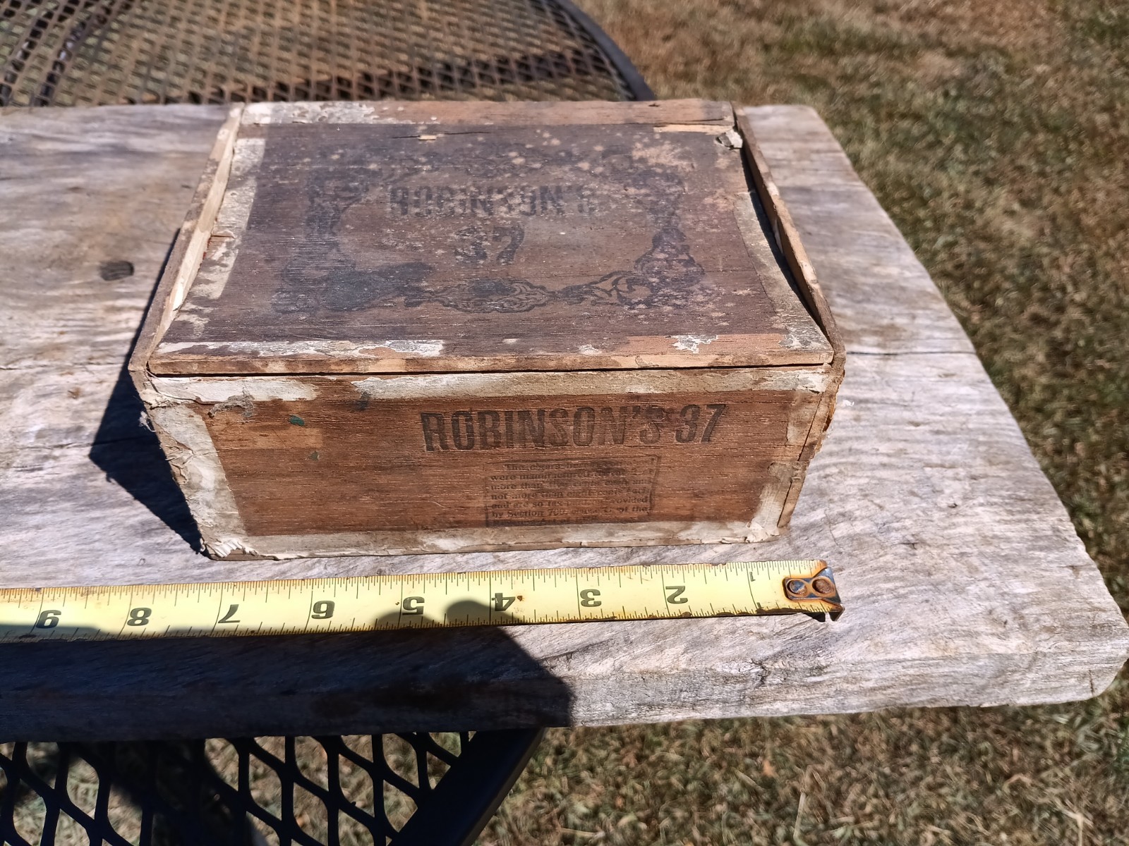 Antique Robinson's 37 Maysville Kentucky Wooden Cigar Box