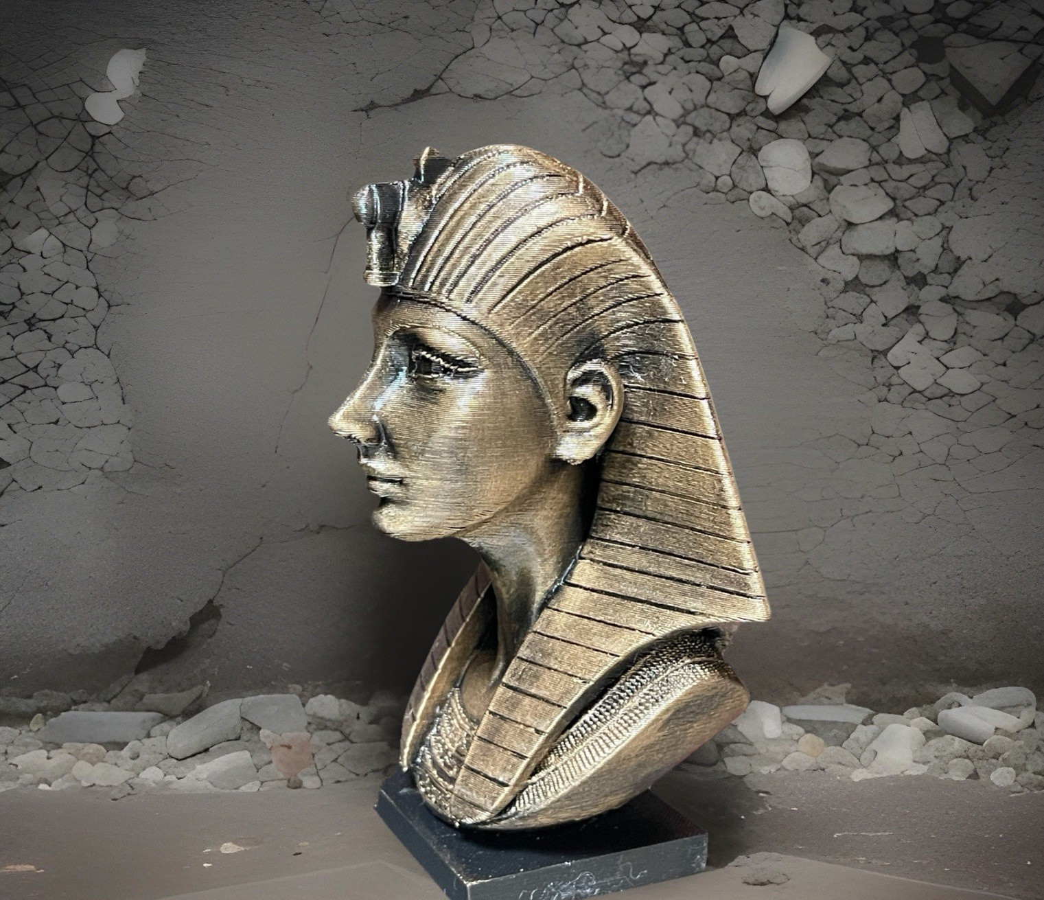 Office Decor Queen Cleopatra Statue Hand Painted Sculpture Egyptian Figurine