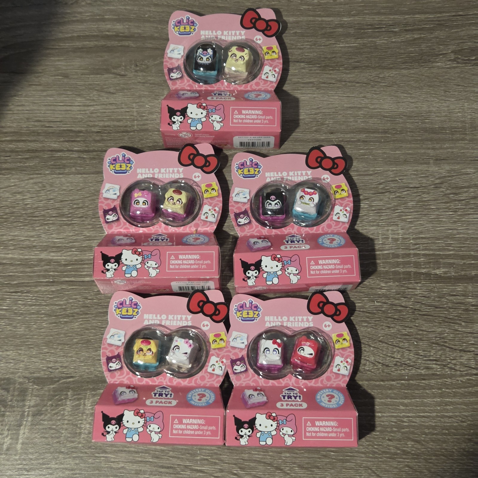 ClicKeez VIRAL Hello Kitty Collab 3 Pack Clicker Keys Mystery Blind Box LOT OF 5 ClicKeez VIRAL Hello Kitty Collab 3 Pack Clicker Keys Mystery Blind Box LOT OF 5