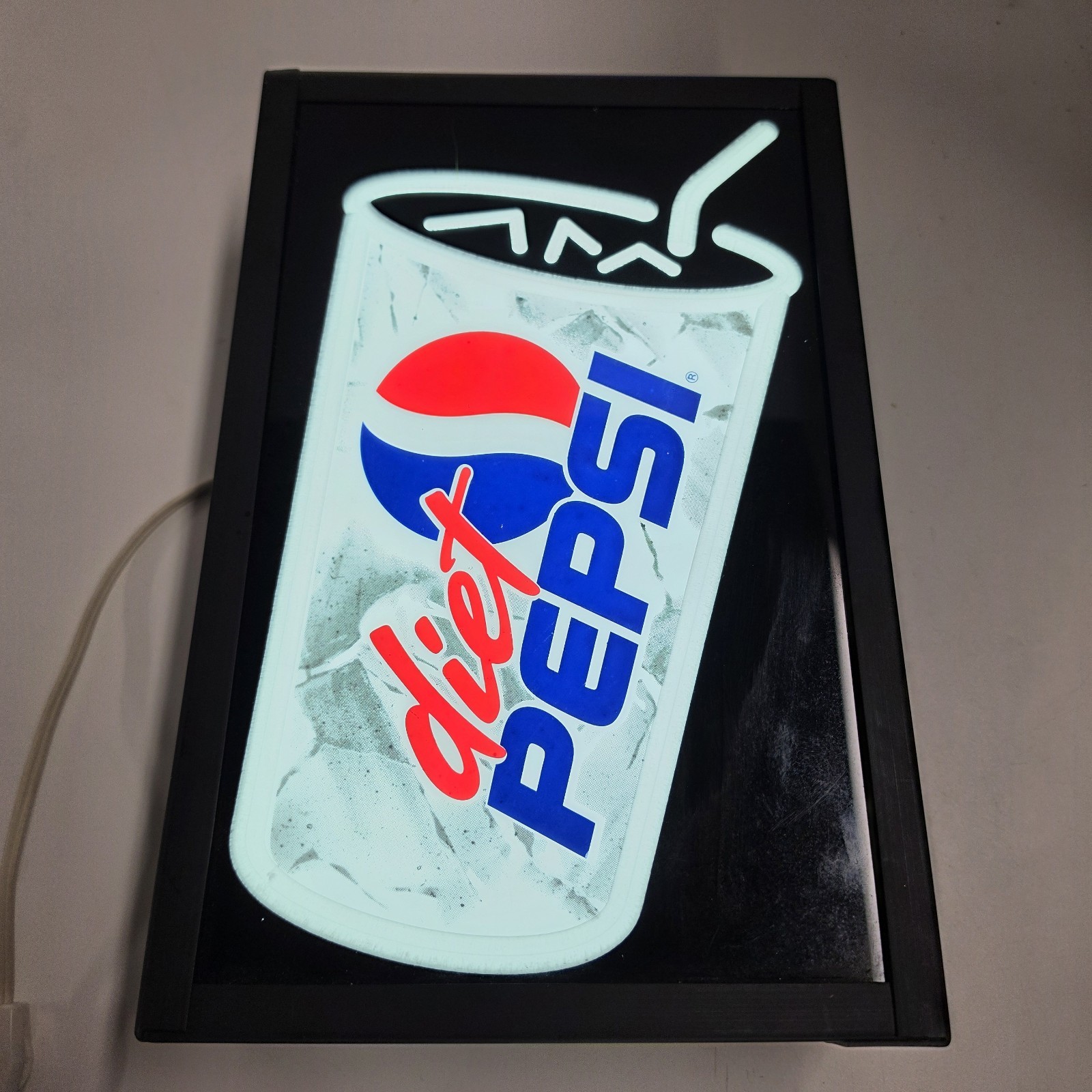 Pepsi Diet Pepsi Lighted Sign, 13 X 8, Tested And Working Pepsi Diet Pepsi Lighted Sign, 13 X 8, Tested And Working