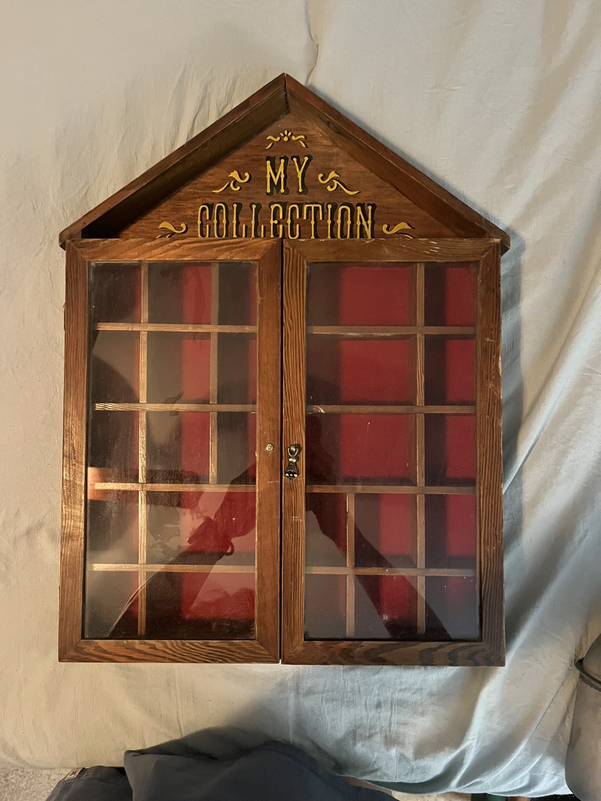VTG Enesco My Collection Wood Glass Curio Cabinet Mini Trinket Display 1982 VTG Enesco My Collection Wood Glass Curio Cabinet Mini Trinket Display 1982