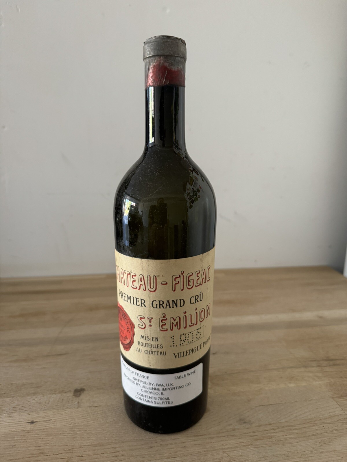 Rare Vintage Wine Bottle Empty 1905 Chateau Figeac St Emilion Rare Vintage Wine Bottle Empty 1905 Chateau Figeac St Emilion