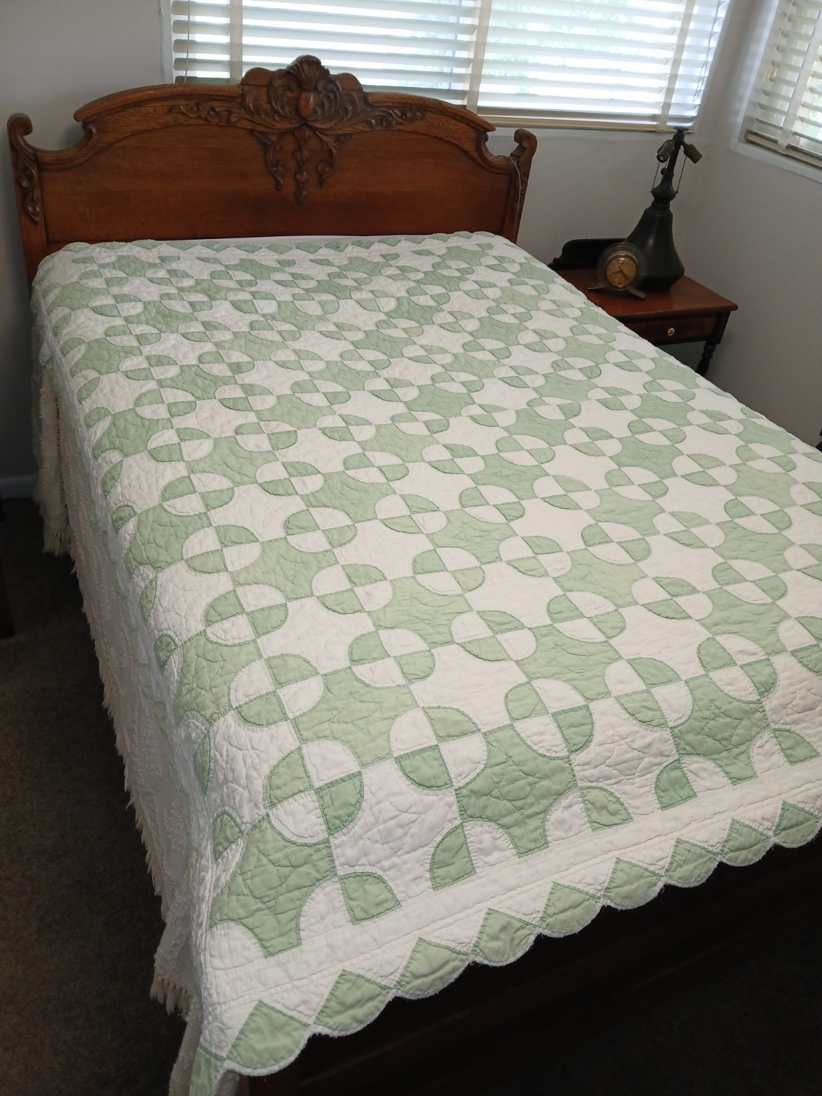 Old Mill Wheel Antique Handmade Quilt Hand Stitched Quilted Cotton Quilt 78x66 \