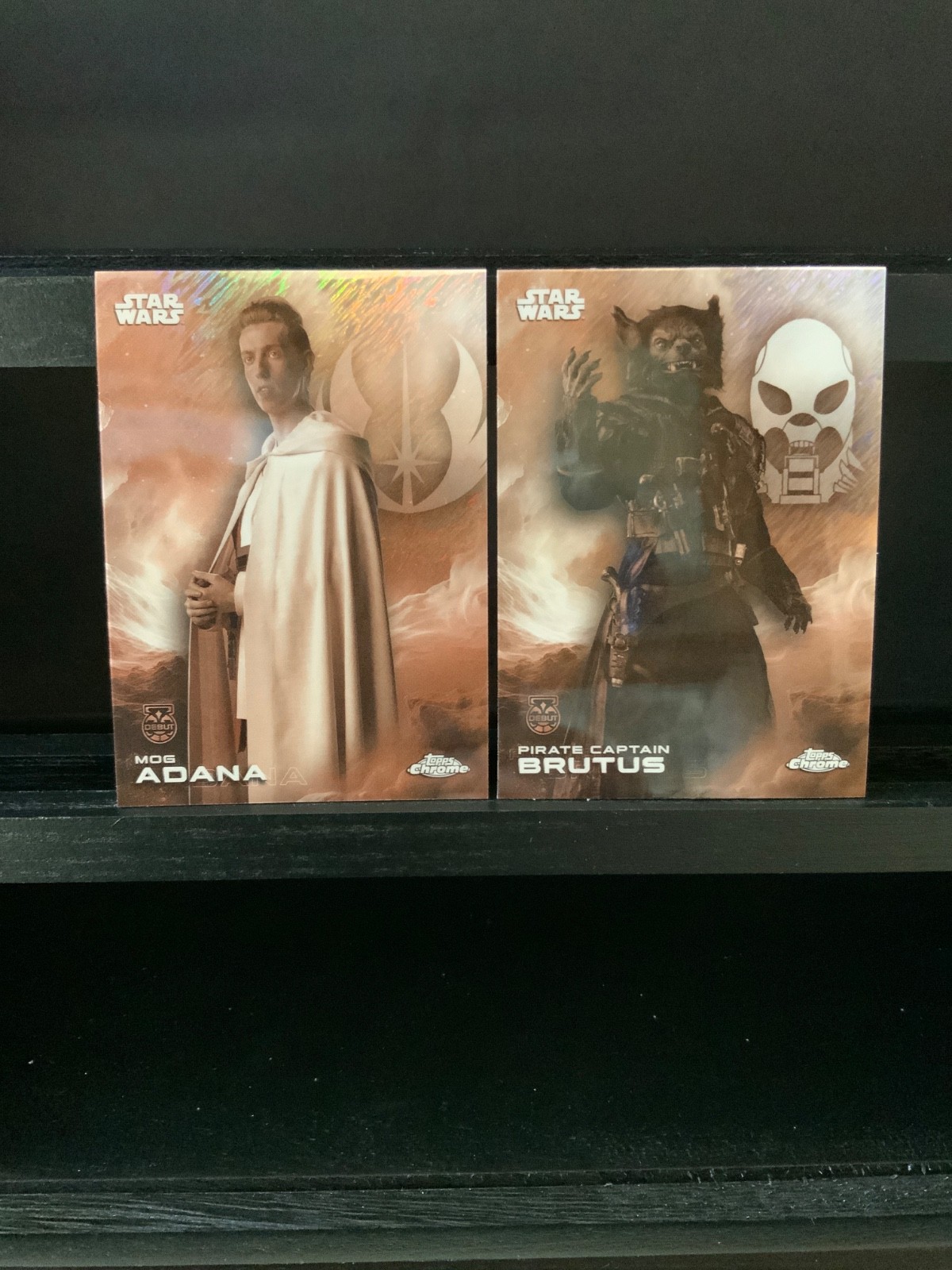 2-2025 Topps Star Wars Chrome Black White Shimmer Mog Aldana & Captain Brutus 2-2025 Topps Star Wars Chrome Black White Shimmer Mog Aldana & Captain Brutus