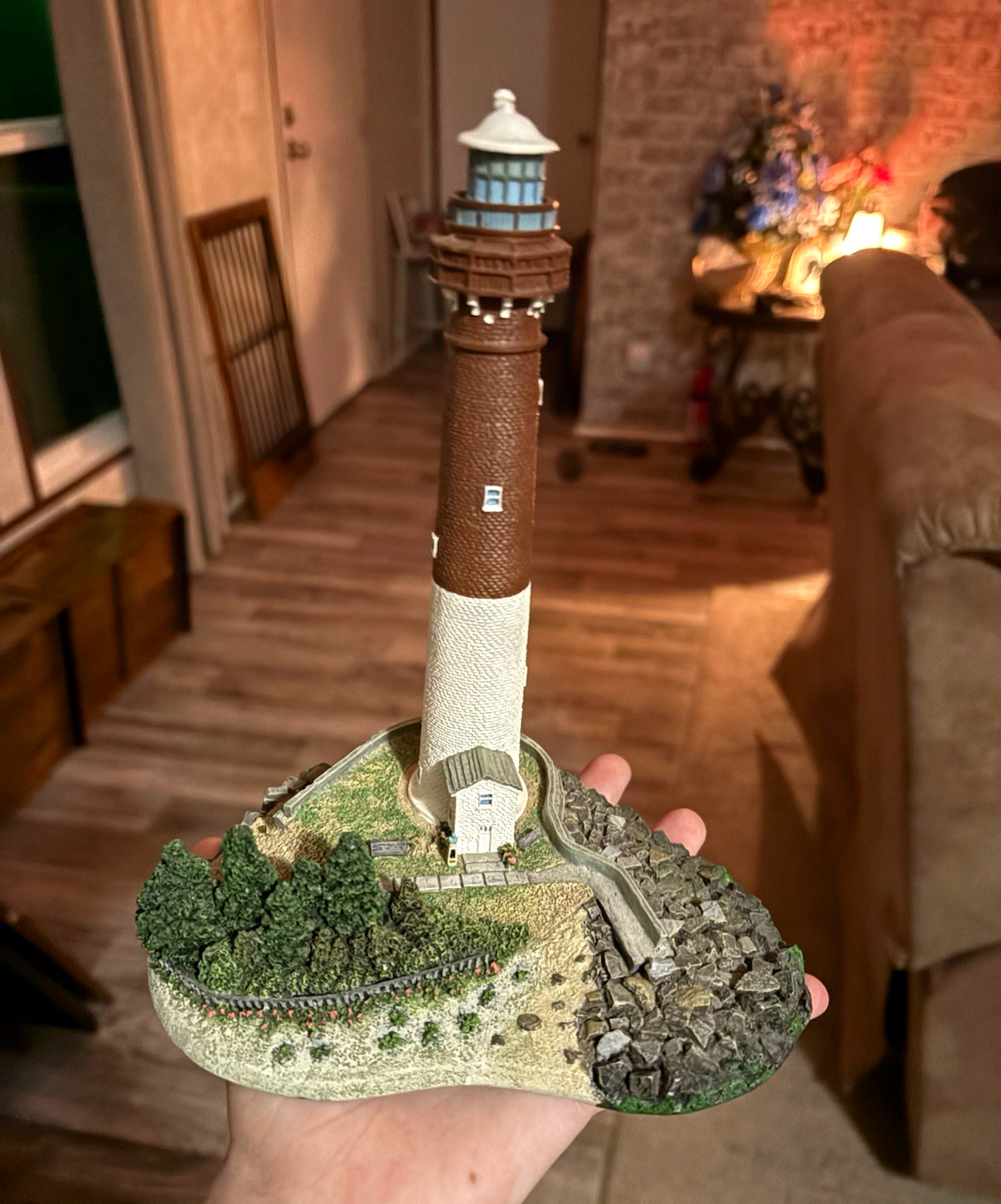 Harbour Lights Barnegat Lighthouse Figurine Resin Painted Long Beach Island NJ Harbour Lights Barnegat Lighthouse Figurine Resin Painted Long Beach Island NJ