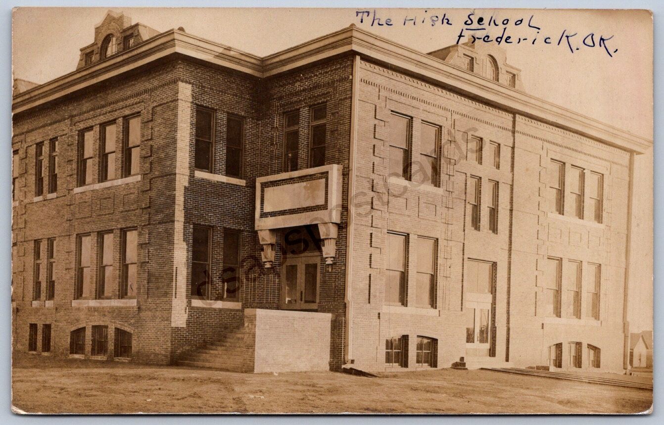 K45/ Frederick Oklahoma RPPC Postcard c1910 The High School Building 308