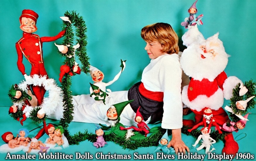 Annalee Mobilitee Dolls Christmas Santa Elves Holiday Display 1960 Fridge Magnet Annalee Mobilitee Dolls Christmas Santa Elves Holiday Display 1960 Fridge Magnet