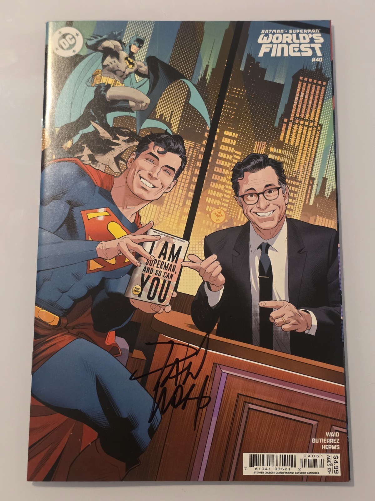 -SIGNED- DAN MORA- Batman Superman Worlds Finest 40 (2025) Stephen Colbert W/COA