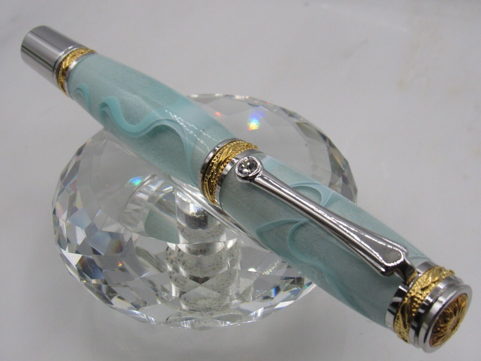 GORGEOUS HIGH QUALITY HANDMADE LARGE MAJESTIC COOL MINT WATER ACRYLIC RB PEN