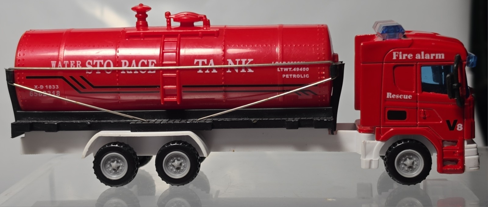 CAMION WATER STORAGE TANK TRUCK FIRE ALARM V8 MONDO MOTORS 1/64