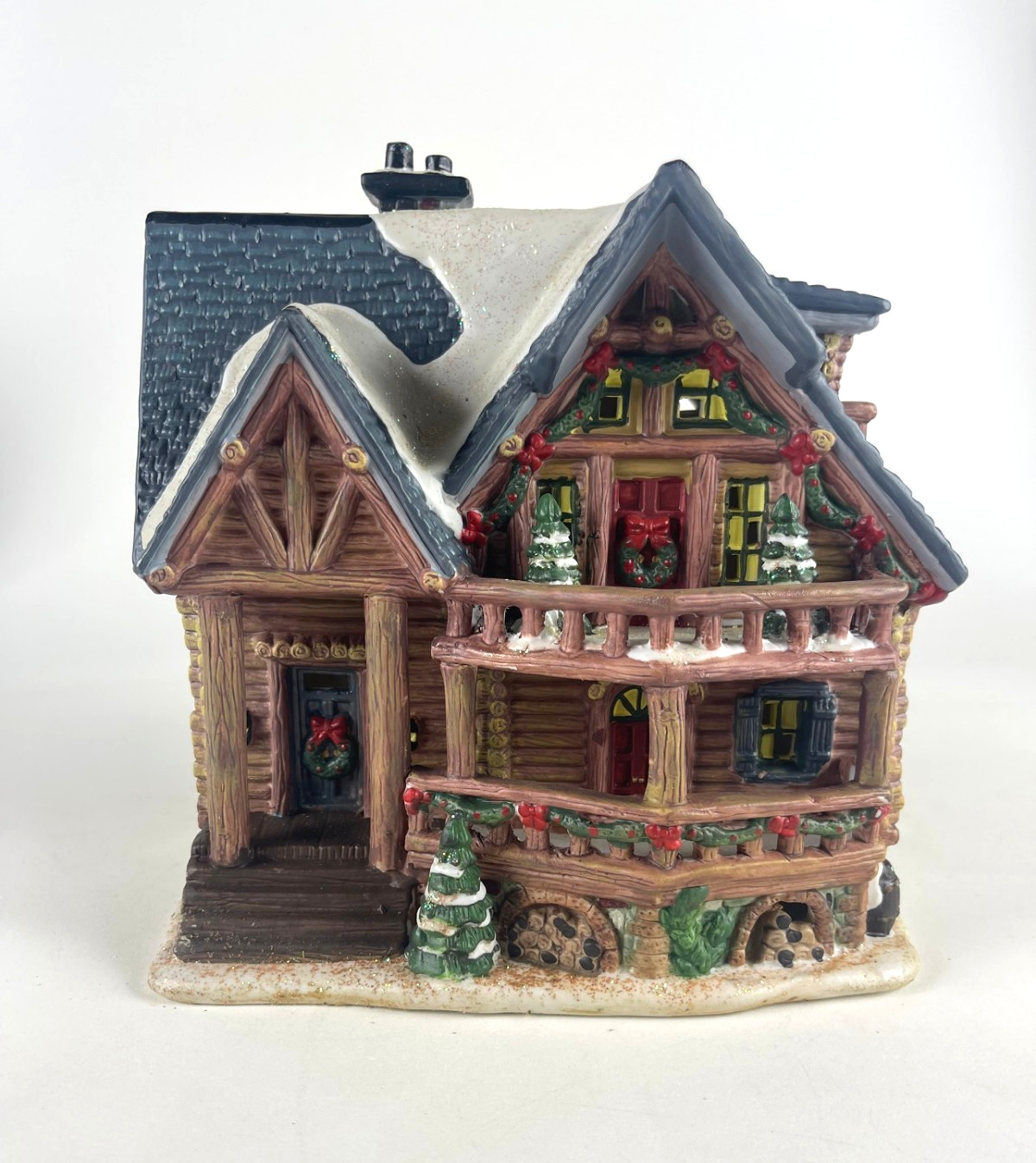 Santa\'s Workbench 2003 Silver Birches Lodge Christmas Village Building