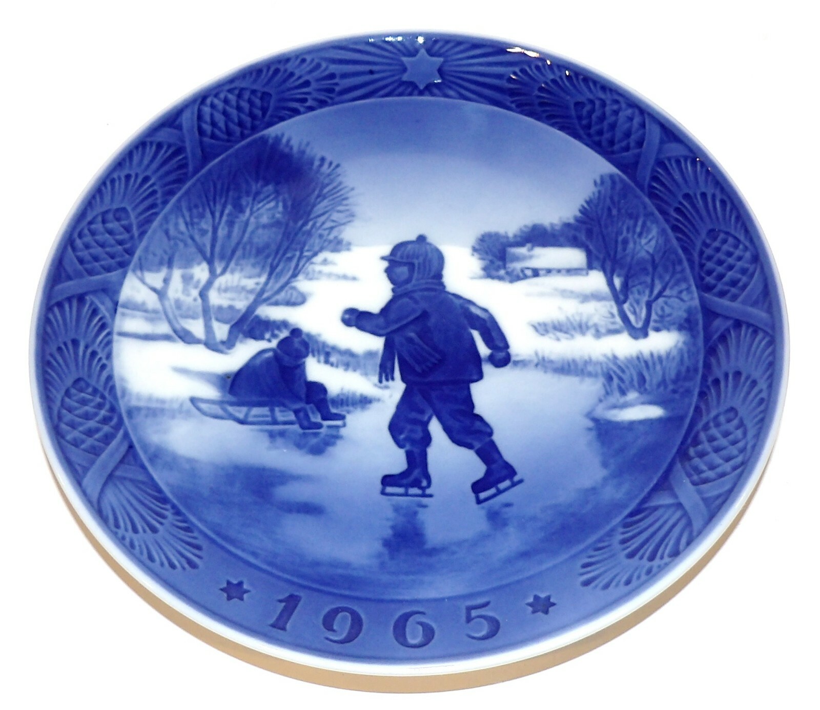 LOVELY 1965 ROYAL COPENHAGEN DENMARK KAI LANGE LITTLE SKATERS 7\ LOVELY 1965 ROYAL COPENHAGEN DENMARK KAI LANGE LITTLE SKATERS 7\