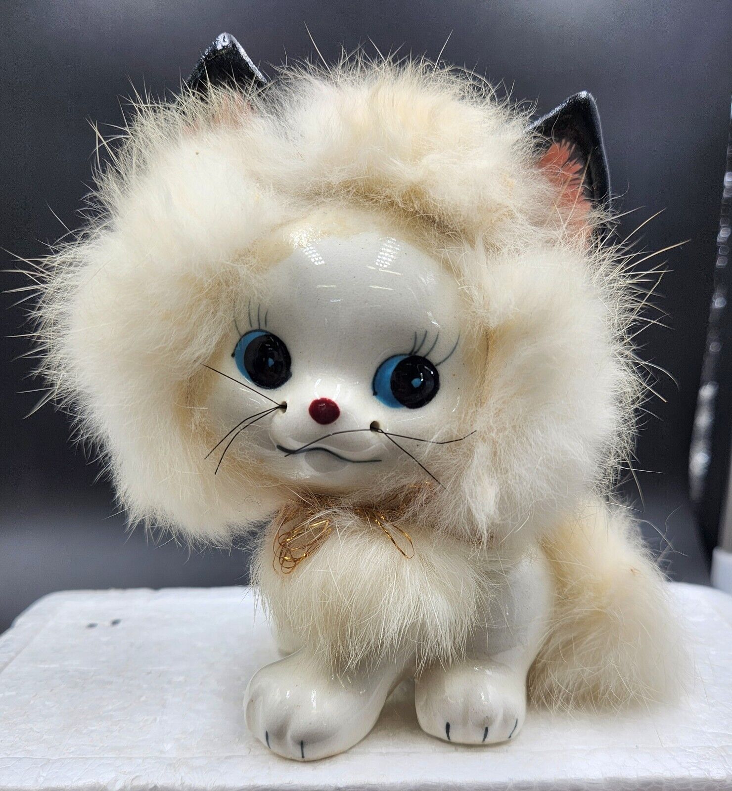 Vintage Brinn's Furry Anthropomorphic Ceramic Cat Kitten Figurine Big Eyes 50s
