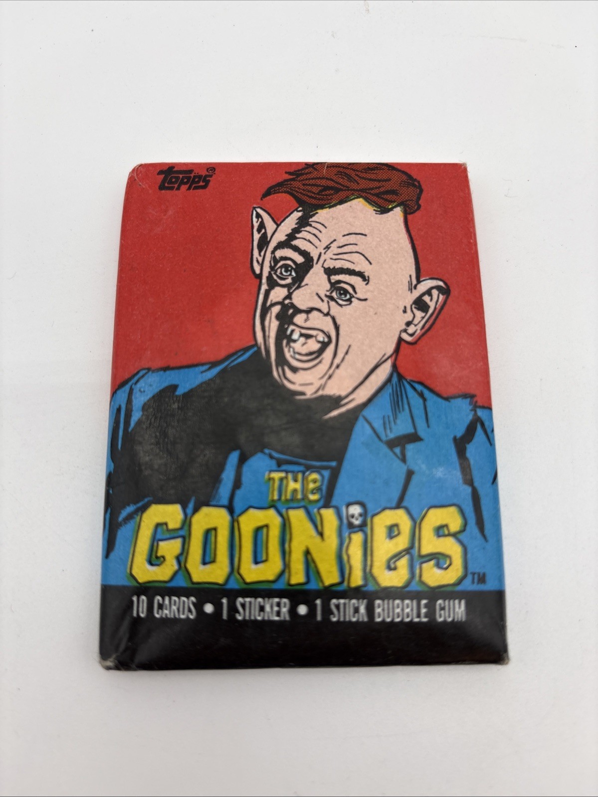 1x 1985 TOPPS The Goonies Sealed Wax Pack - 10 Cards + 1 Sticker Per Pack