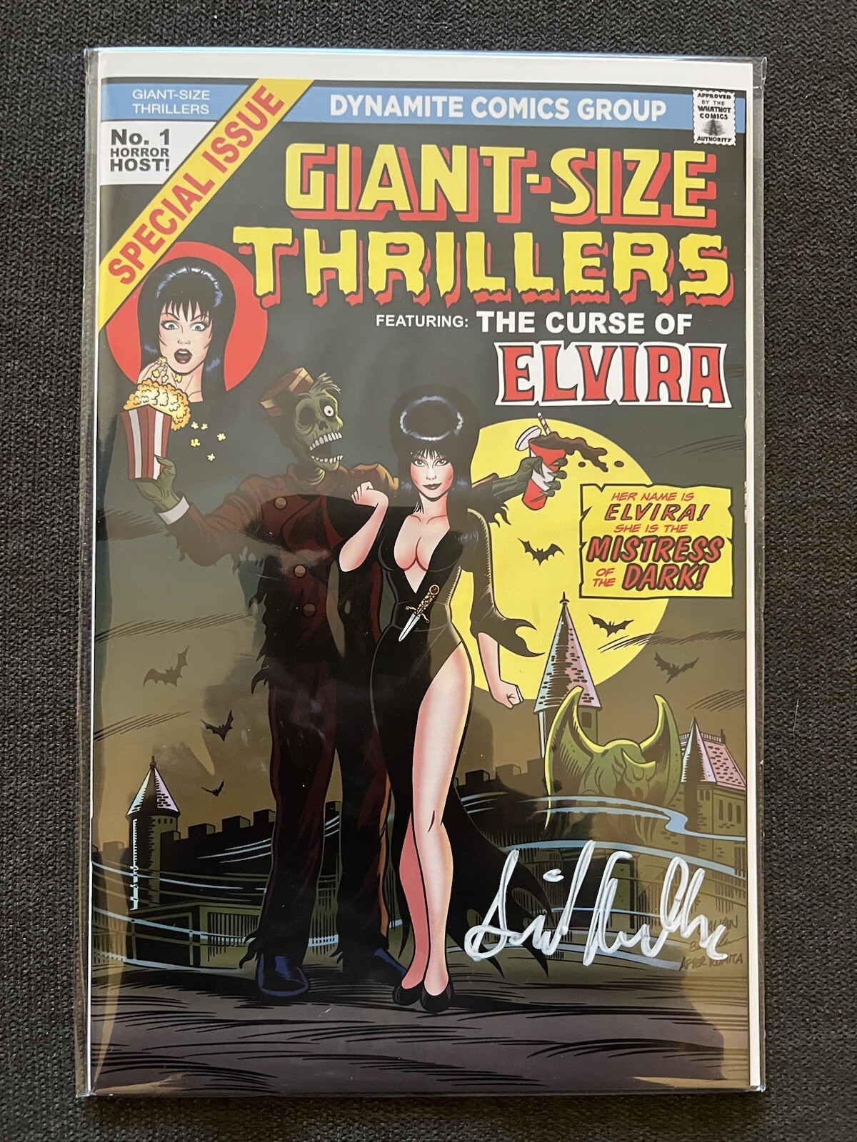 Giant-Size Thrillers Curse Of Elvira Mistress Dark Classic Horror Signed COA Giant-Size Thrillers Curse Of Elvira Mistress Dark Classic Horror Signed COA