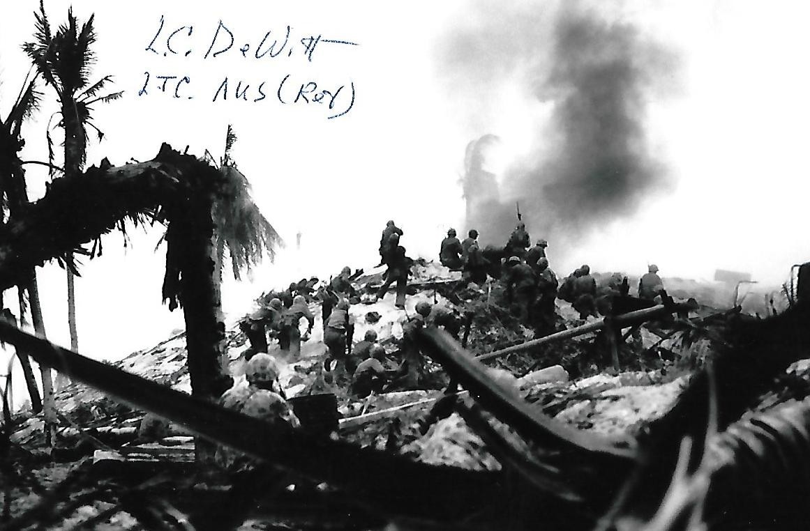 Leonard Dewitt autographed 4x6 photo New Guinea Pacific Theater WW II Rare LOOK Leonard Dewitt autographed 4x6 photo New Guinea Pacific Theater WW II Rare LOOK
