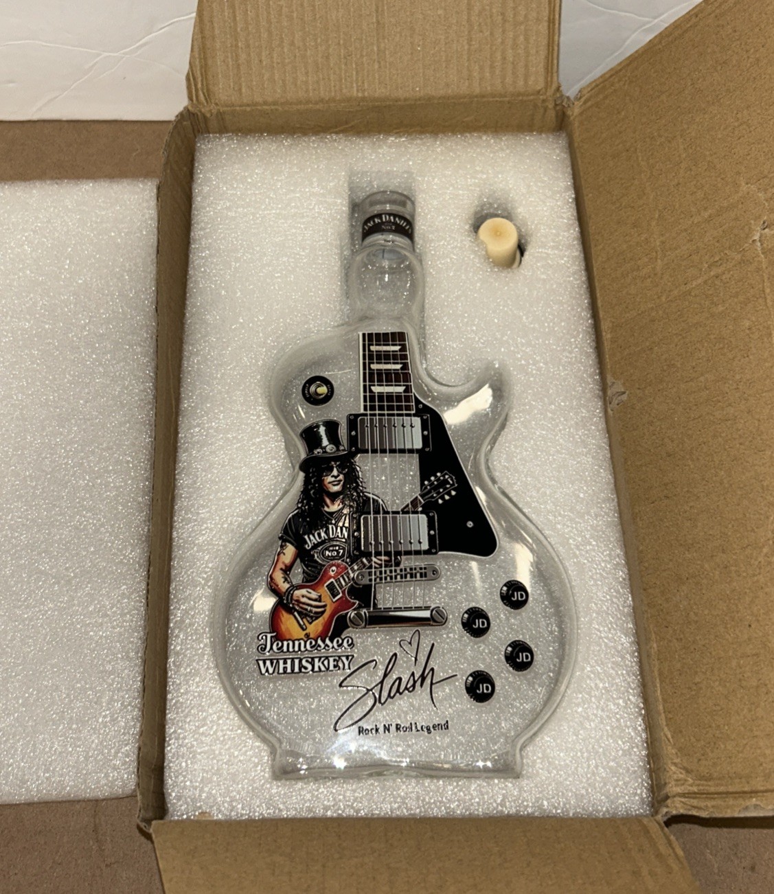 Jack Daniel's Old No. 7 Tennessee Whiskey Slash Guitar Bottle w Stopper Decanter