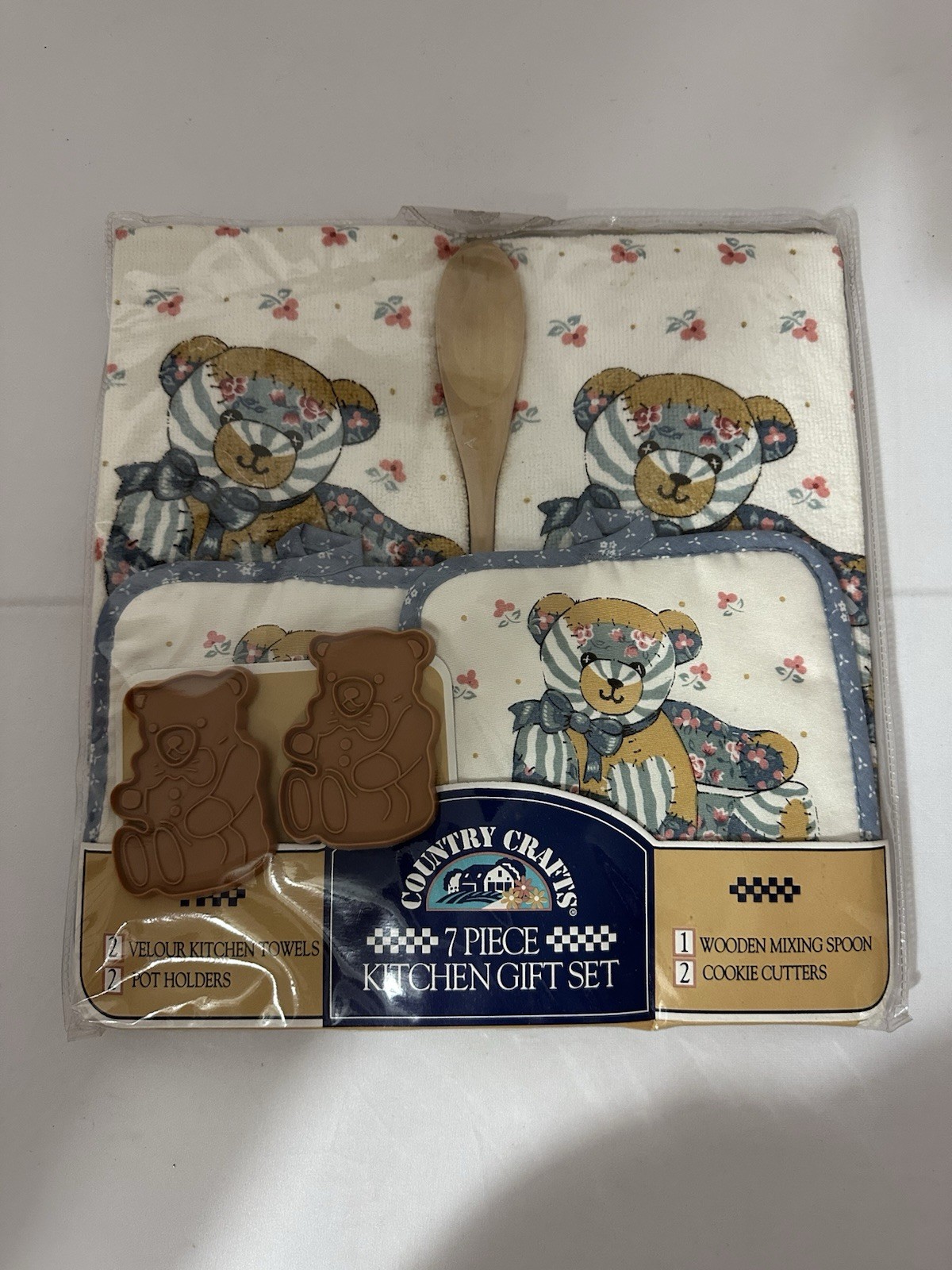 VTG 90's Country Crafts 7 Piece Kitchen Velour Gift Set W/ Bear Design Sealed VTG 90's Country Crafts 7 Piece Kitchen Velour Gift Set W/ Bear Design Sealed