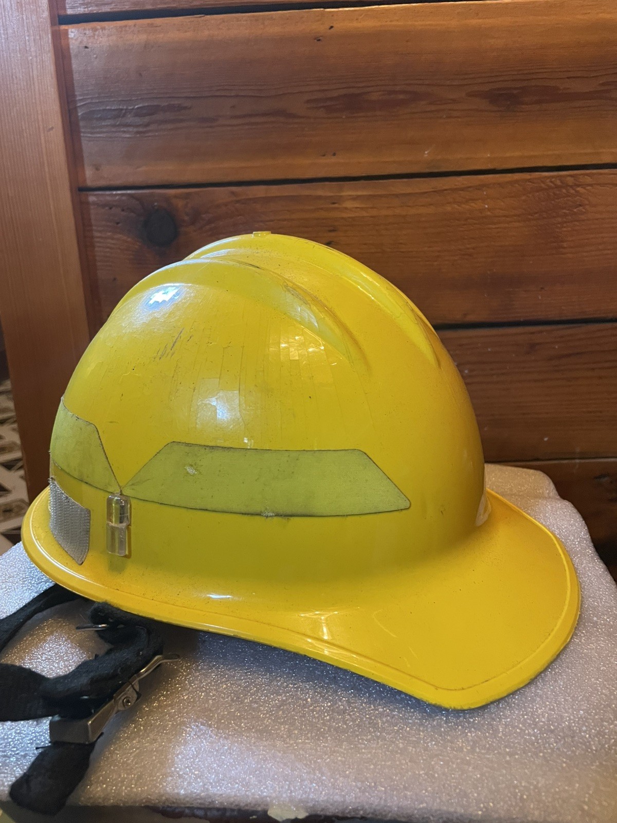 Wildfire Fighting FIRE HELMET & HEADBAND SUSPENSION BULLARD FH911H Hard Hat Wildfire Fighting FIRE HELMET & HEADBAND SUSPENSION BULLARD FH911H Hard Hat