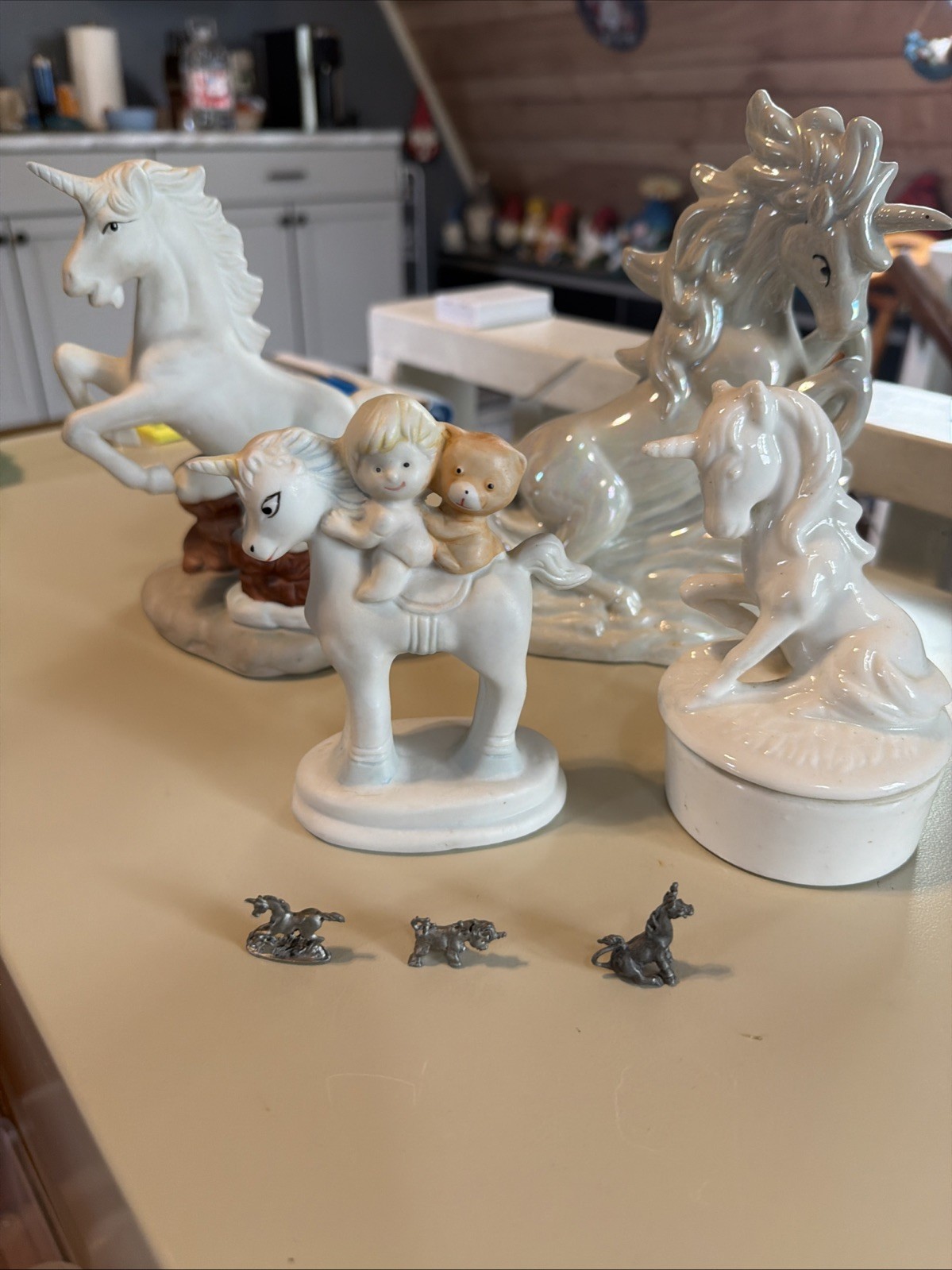 Lot of 8 Unicorns Ceramic, Mini Metal, Candle Holder, Vase - Vintage 90’s Lot of 8 Unicorns Ceramic, Mini Metal, Candle Holder, Vase - Vintage 90’s