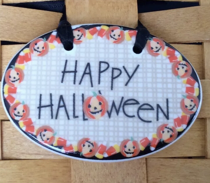 Longaberger Happy Halloween Basket Tie-On Longaberger Happy Halloween Basket Tie-On
