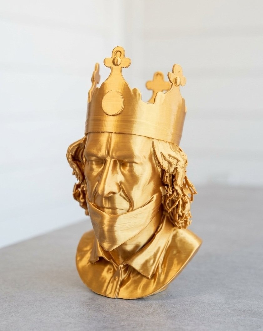 burger king guy on the Airplane meme gold 3D printed bust 7 inches tall