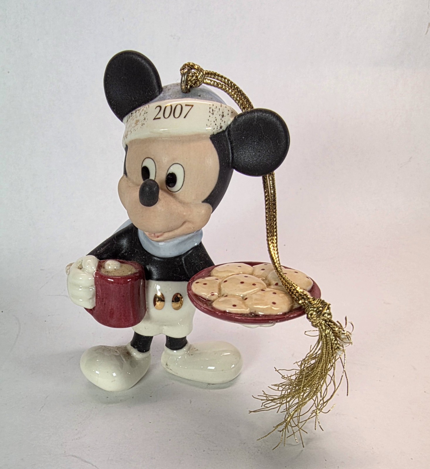 Lenox Disney 2007 Mickeys Christmas Treat Annual Ornament