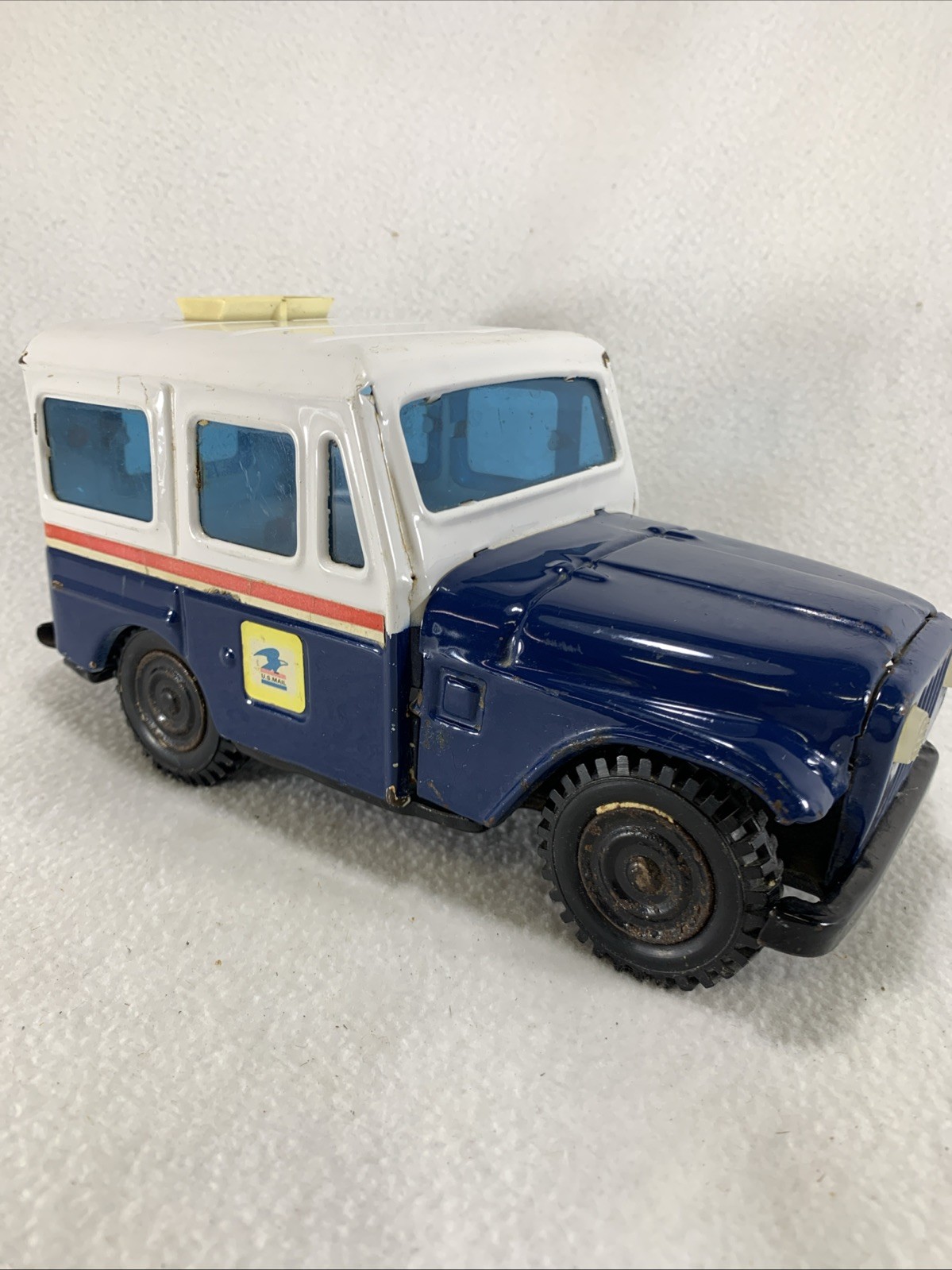 Vintage 1970’s US Mail Delivery USPS Tin Litho Jeep Toy Coin Bank Truck Vintage 1970’s US Mail Delivery USPS Tin Litho Jeep Toy Coin Bank Truck