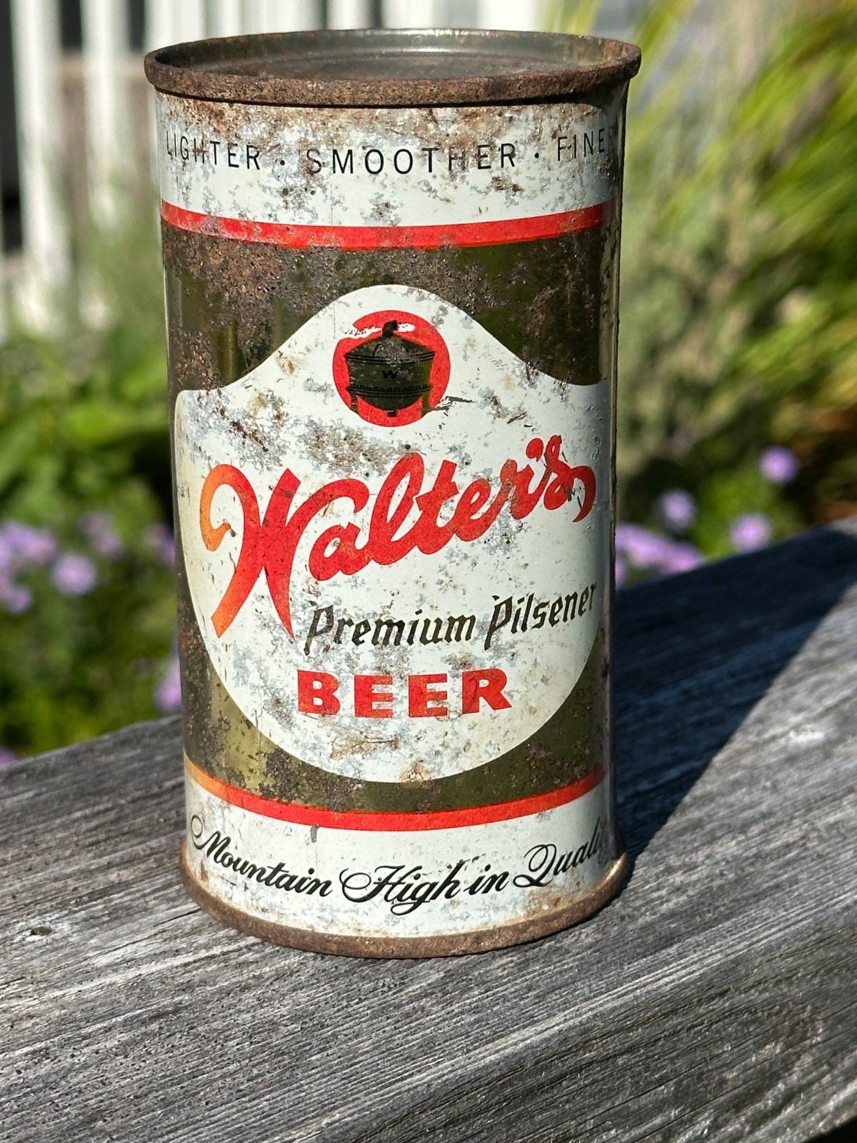 RARE Walter's Premium Pilsener Beer Flat Top Can 144-17 Pueblo CO ROUGH TOUGH