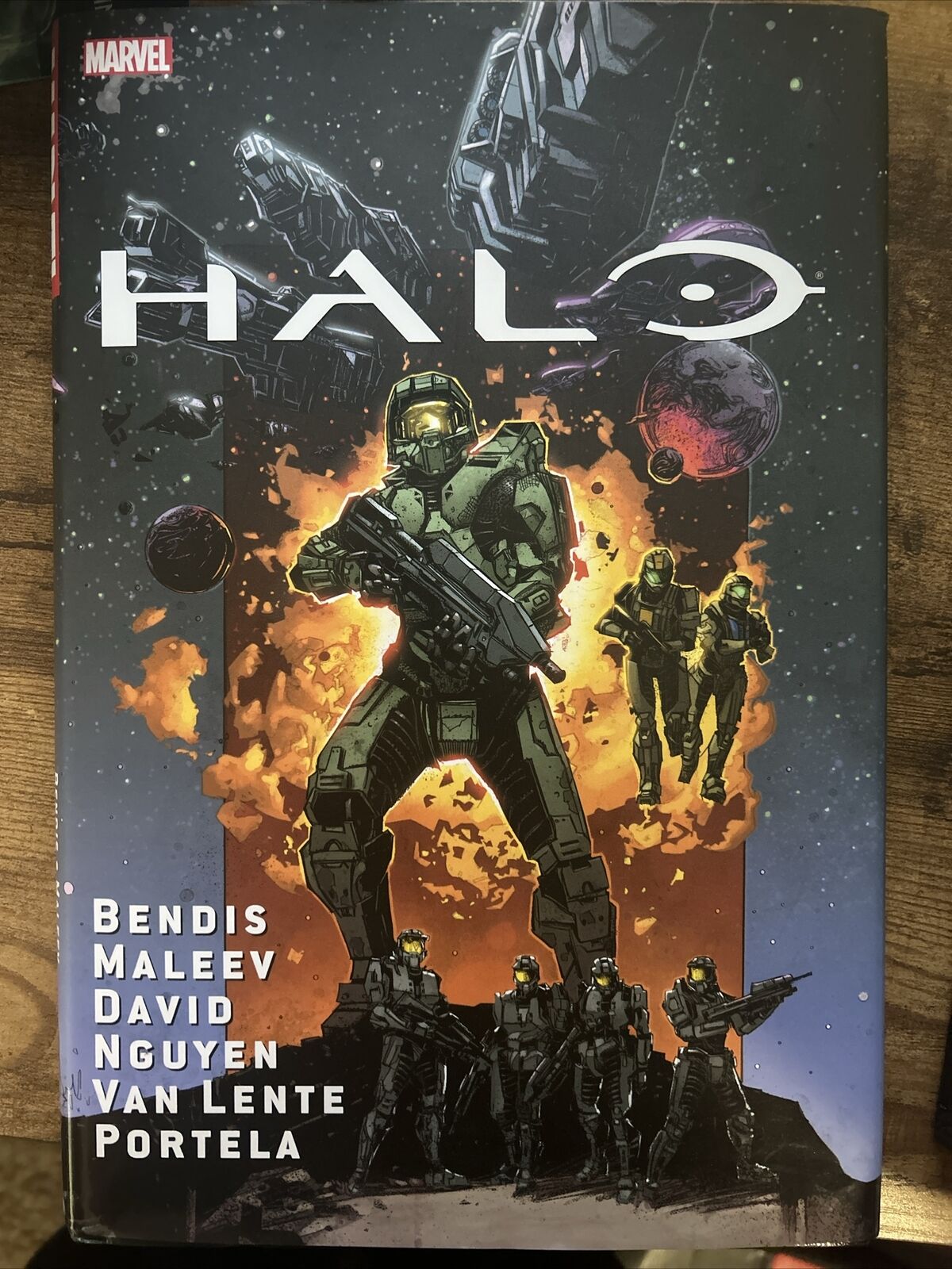 *Halo Marvel Oversized HC by Bendis