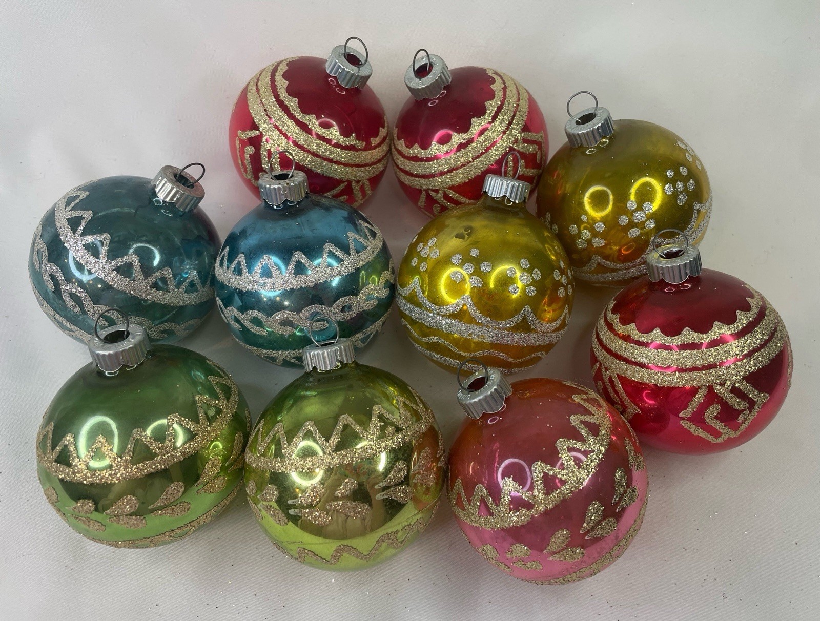 10 Vintage Shiny Brite Blown Glass Glitter Stenciled Christmas Ball Ornaments 10 Vintage Shiny Brite Blown Glass Glitter Stenciled Christmas Ball Ornaments