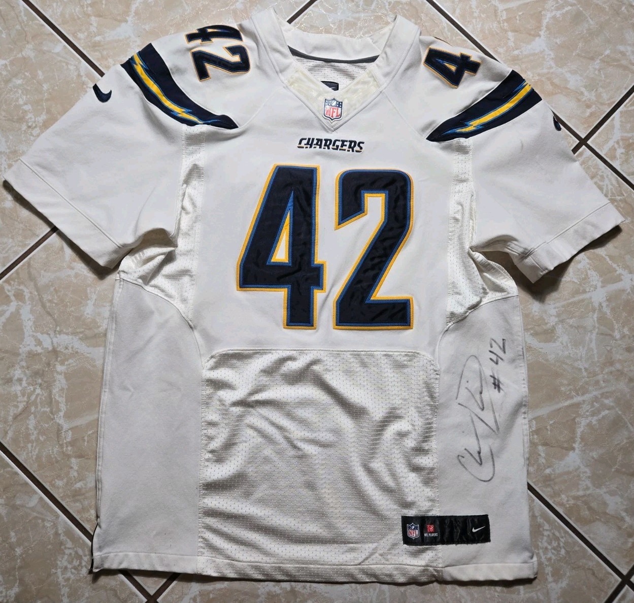 Nike Chris Davis Jr. Los Angeles Chargers Team Game Issued Jersey Size 48 Auto Nike Chris Davis Jr. Los Angeles Chargers Team Game Issued Jersey Size 48 Auto