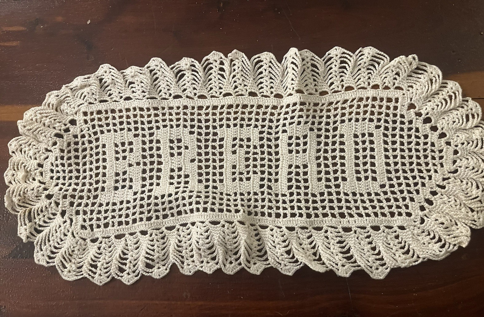 BEAUTIFUL VINTAGE BREAD BASKET DOILY VICTORIAN COTTAGECORE DECOR, LARGE BEAUTIFUL VINTAGE BREAD BASKET DOILY VICTORIAN COTTAGECORE DECOR, LARGE