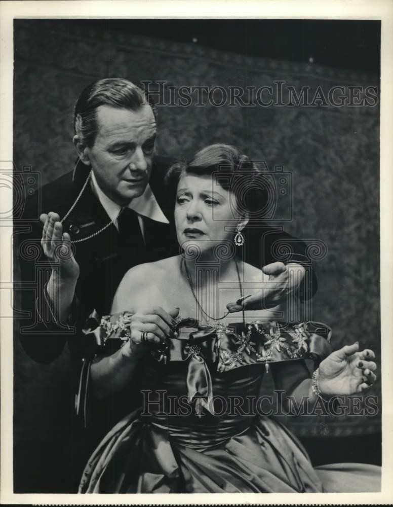 1953 Press Photo Ruth Chatterton & Maurice Evans In a Scene From 