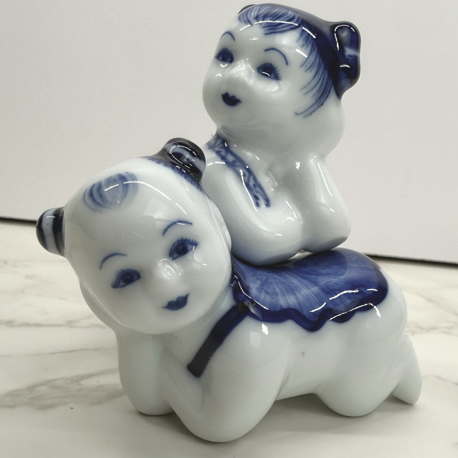 Vintage Blue & White Porcelain Chinese Children Figures Chopstick Rests Set Vintage Blue & White Porcelain Chinese Children Figures Chopstick Rests Set