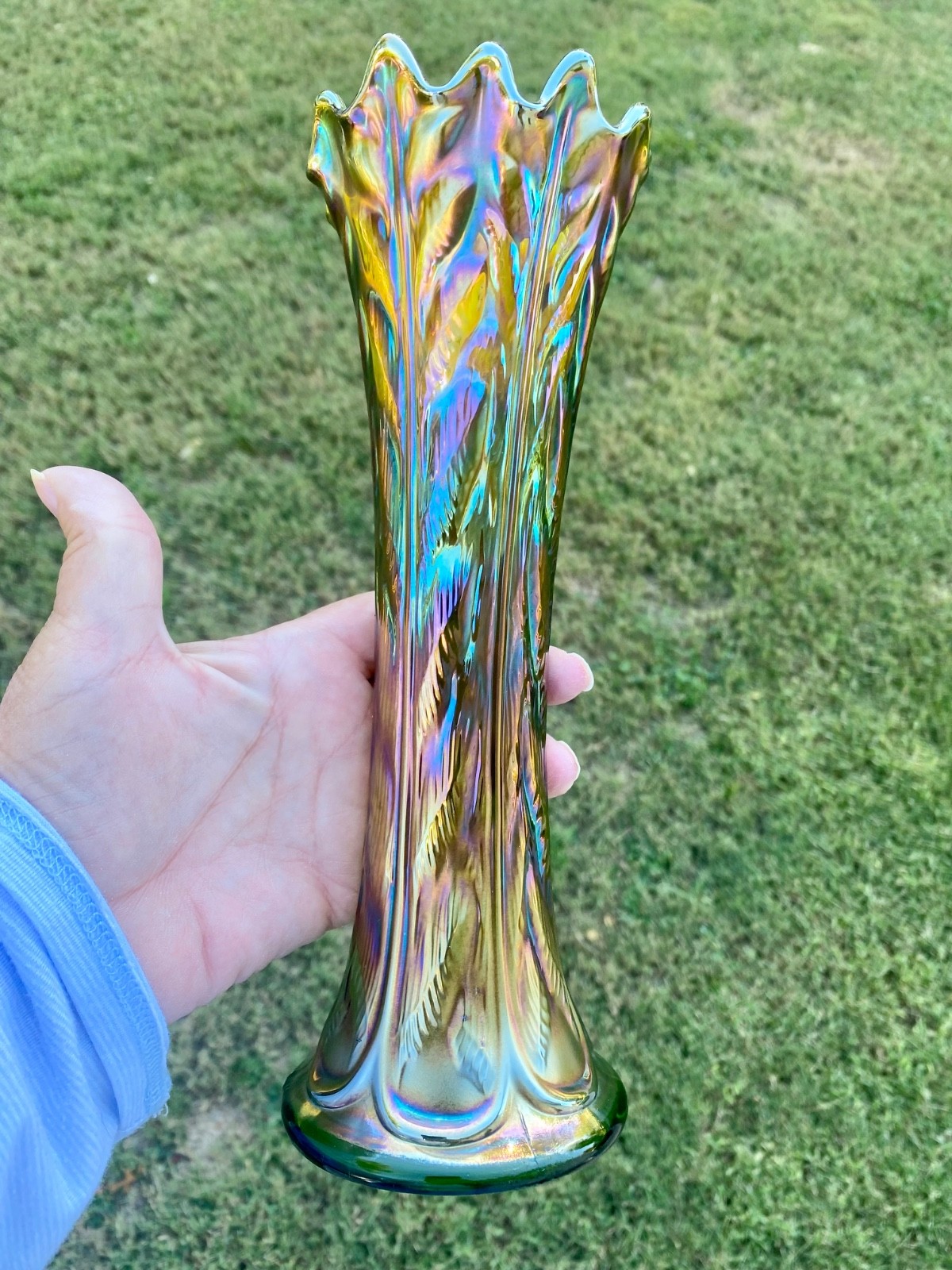 Vintage Northwood Green Carnival Glass Vase 10 Vintage Northwood Green Carnival Glass Vase 10