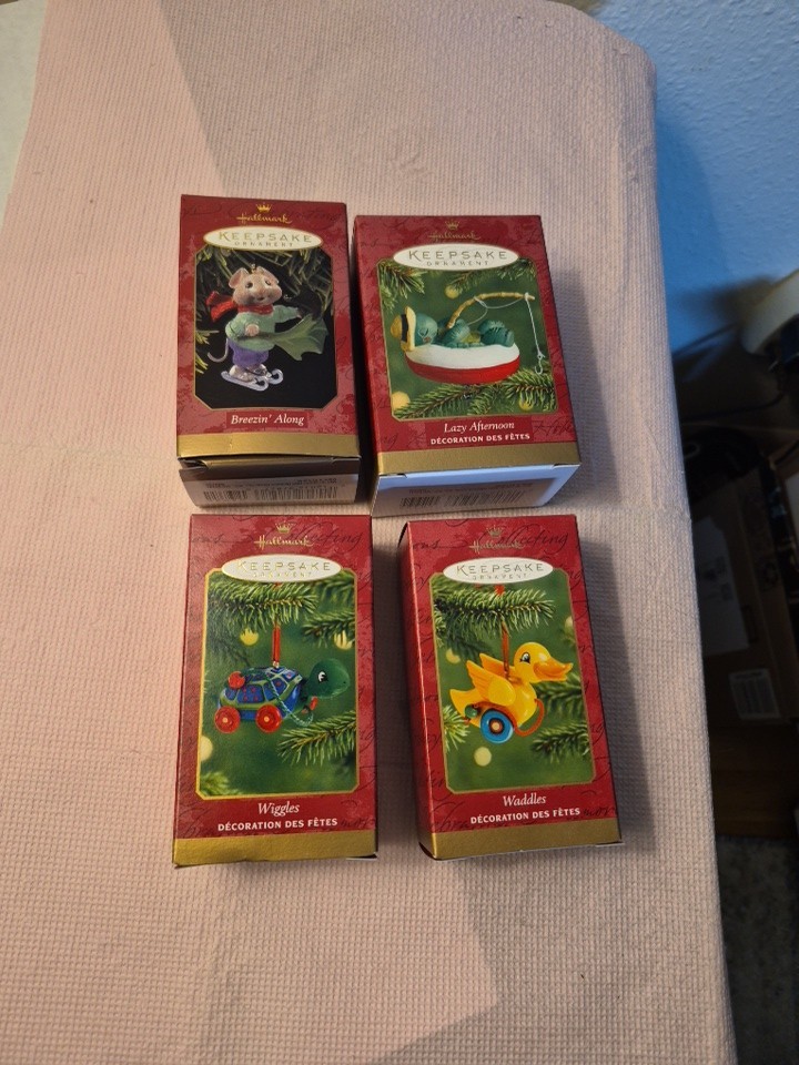 Vintage Hallmark Keepsake Christmas Ornaments Lot Of 4 1997-2001 Vintage Hallmark Keepsake Christmas Ornaments Lot Of 4 1997-2001