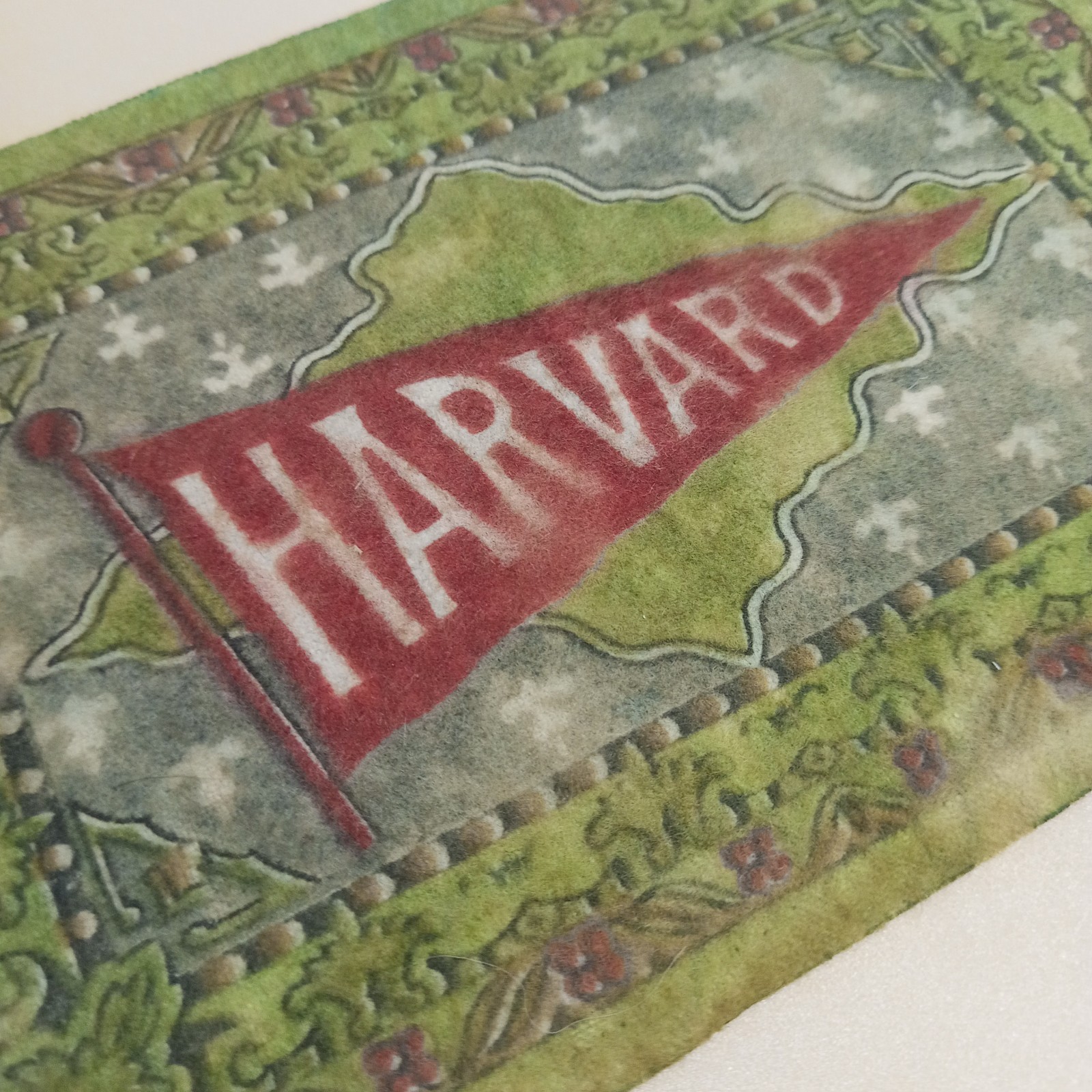 VTG 1908 Harvard University Tobacco Felt Pennant B32 B51 Ivy League Memorabilia