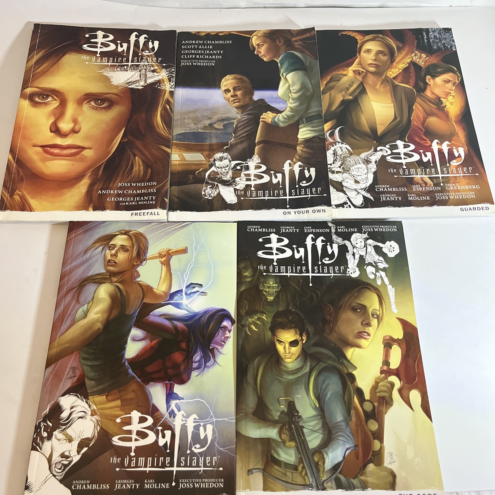 Buffy The Vampire Slayer Complete Season 9 TPB Volume 1-5 Buffy The Vampire Slayer Complete Season 9 TPB Volume 1-5